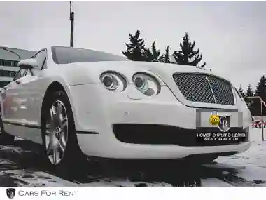 Bentley Flying Spur белый