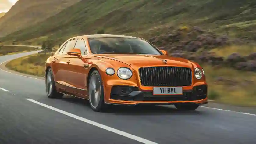 Роскошные автомобили: обзор топовых моделей 2024 года - Bentley Flying Spur