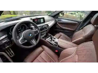 BMW 520i (G30)