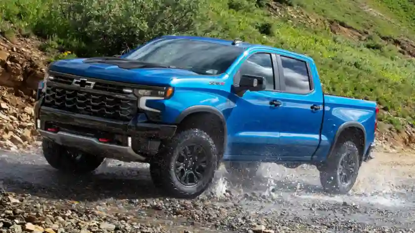 Топ-10 самых популярных автомобилей 2024 года - Chevrolet Silverado