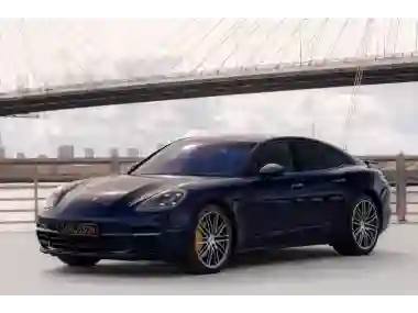 Porsche Panamera 4